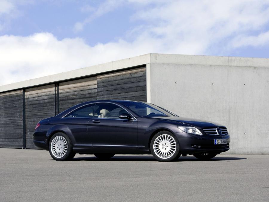  Mercedes-Benz CL500 4Matic 2008 года  (фото 14 из 16)